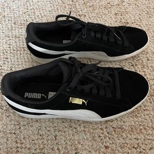 Puma Black suede sneakers women’s
